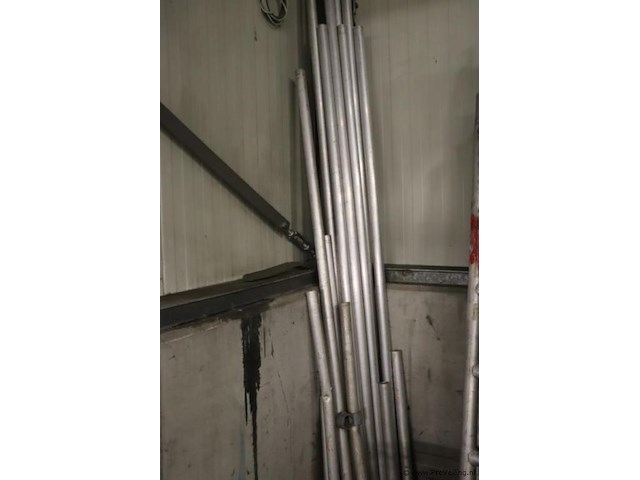 Partij steiger-onderdelen - afbeelding 1 van  3