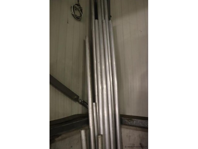 Partij steiger-onderdelen - afbeelding 3 van  3