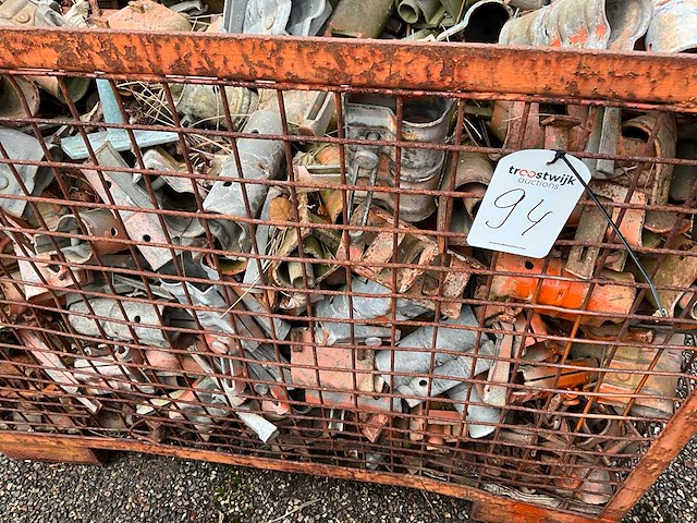 Partij steiger verbindingsstuk - afbeelding 1 van  1