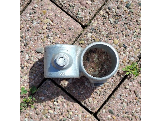 Partij steigerbuis koppelstukken | kruisstuk 90 graden - afbeelding 2 van  7