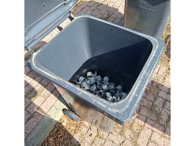Partij steigerbuis koppelstukken | muurbevestiging/leuningdrager - afbeelding 6 van  7
