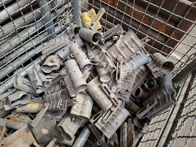 Partij steigerbuis toebehoren - afbeelding 2 van  15