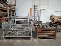 Partij steigerbuis toebehoren - afbeelding 1 van  15