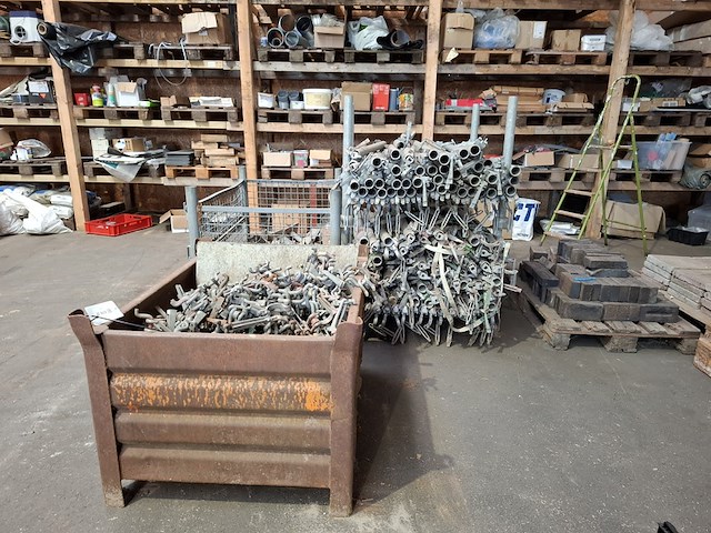 Partij steigerbuis toebehoren - afbeelding 9 van  15