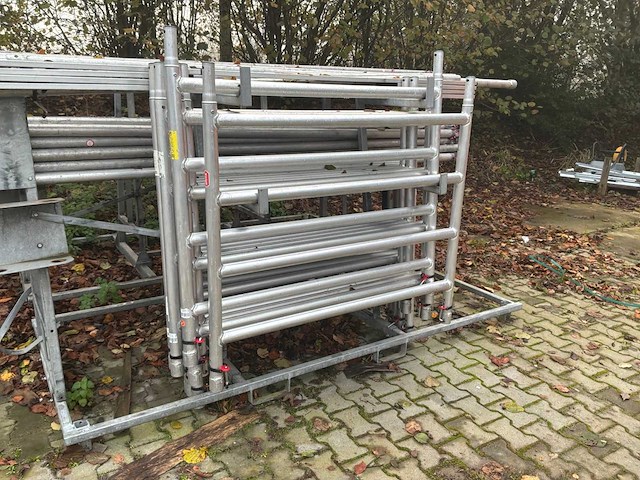 Partij steigermateriaal - afbeelding 18 van  19