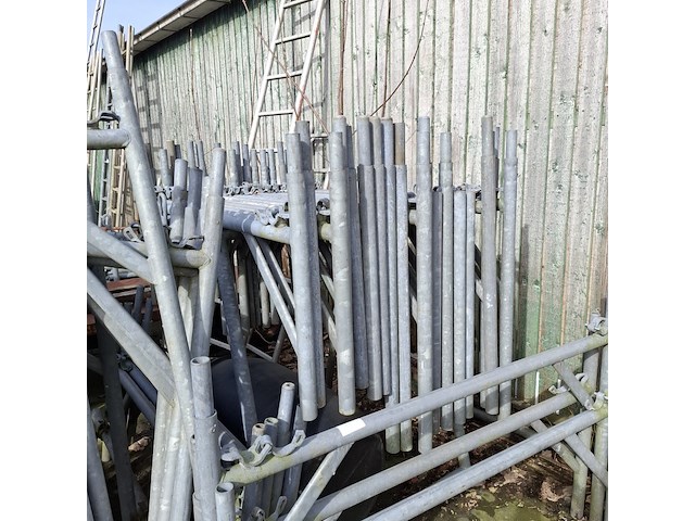 Partij steigermateriaal - afbeelding 2 van  27
