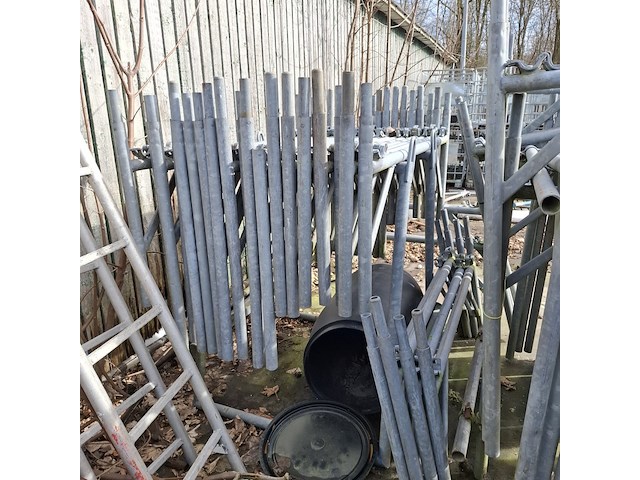 Partij steigermateriaal - afbeelding 16 van  27
