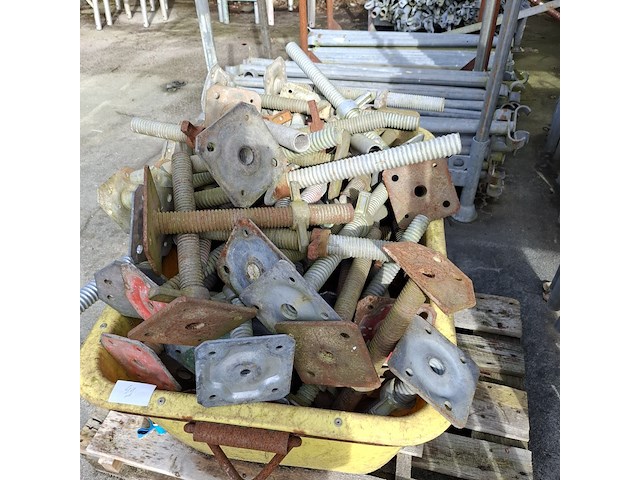 Partij steigermateriaal - afbeelding 20 van  27
