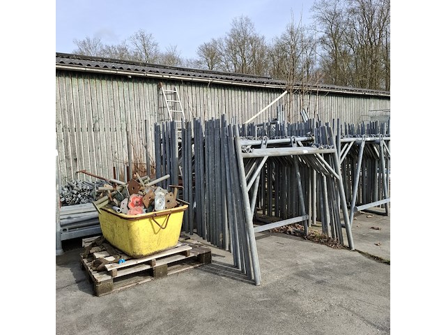 Partij steigermateriaal - afbeelding 21 van  27