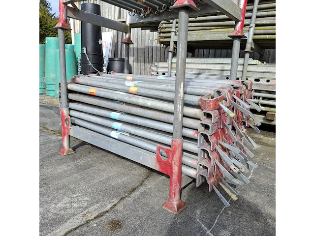 Partij steigermateriaal - afbeelding 25 van  43