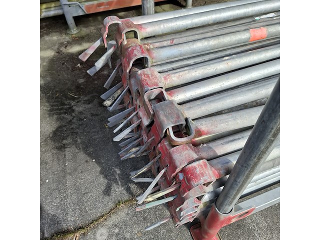 Partij steigermateriaal - afbeelding 28 van  43