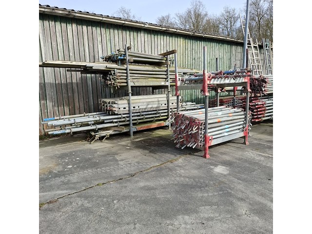 Partij steigermateriaal - afbeelding 40 van  43