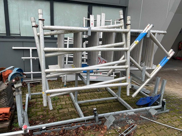Partij steigermateriaal - afbeelding 9 van  19