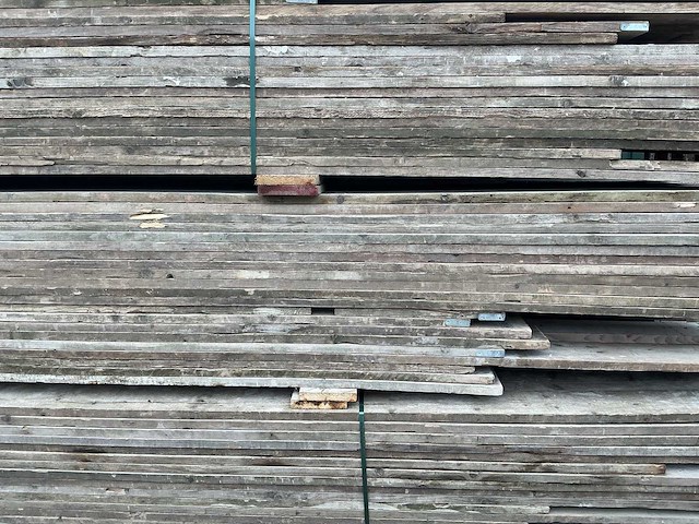 Partij steigerplanken; circa 360 stuks - afbeelding 2 van  9