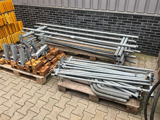 Partij steigerreling - afbeelding 1 van  5