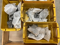 Partij stekker onderdelen - afbeelding 2 van  8