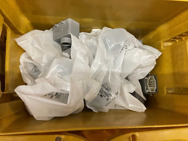 Partij stekker onderdelen - afbeelding 8 van  8