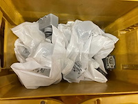 Partij stekker onderdelen - afbeelding 8 van  8