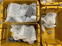 Partij stekker onderdelen - afbeelding 2 van  9