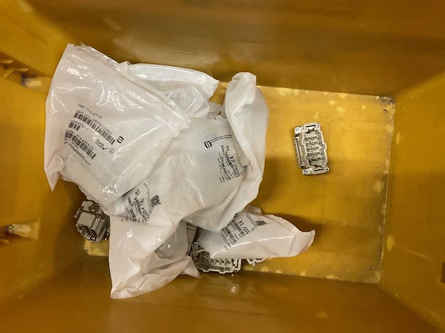 Partij stekker onderdelen - afbeelding 6 van  9