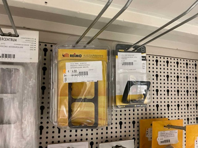 Partij stekkers, schakelaars en contactdozen - afbeelding 18 van  24