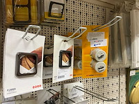 Partij stekkers, schakelaars en contactdozen - afbeelding 19 van  24