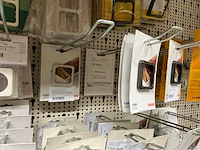 Partij stekkers, schakelaars en contactdozen - afbeelding 20 van  24