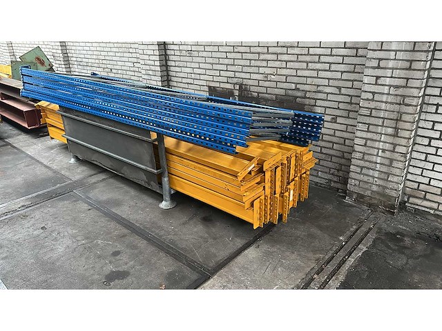 Partij stelling materiaal - stelling - afbeelding 2 van  2