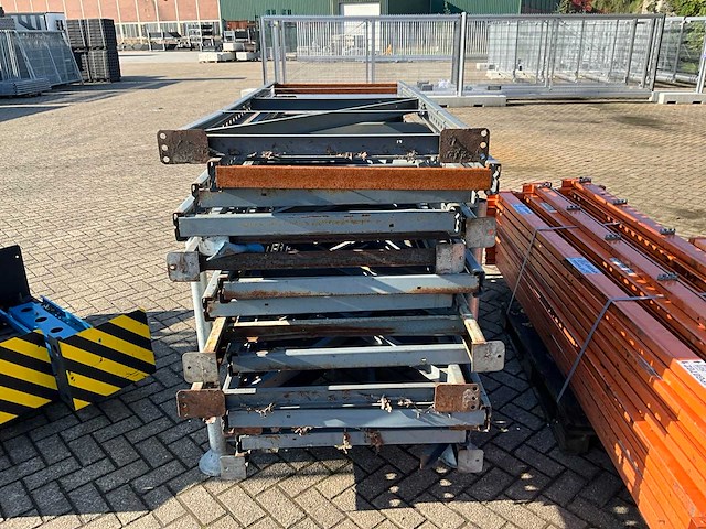 Partij stelling materiaal - afbeelding 2 van  4