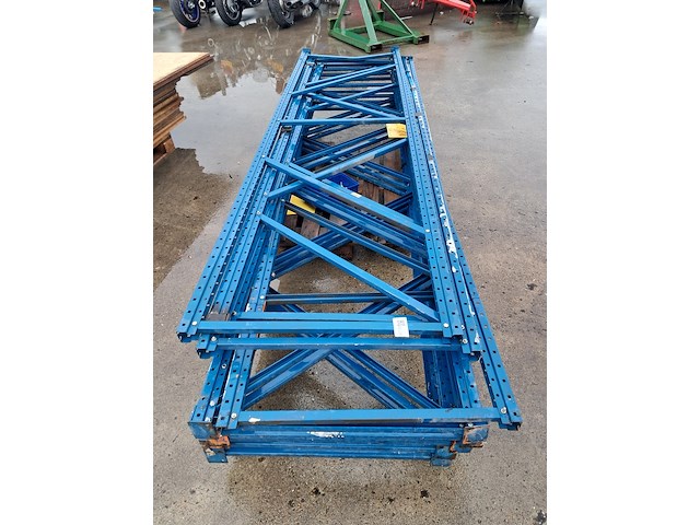 Partij stelling materiaal - afbeelding 1 van  10