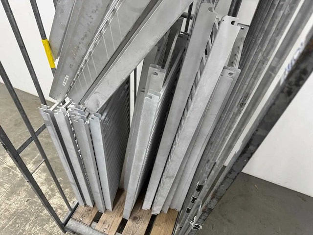 Partij stelling onderdelen - afbeelding 4 van  4