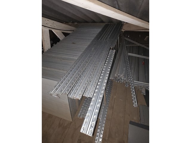 Partij stellingen - afbeelding 4 van  21