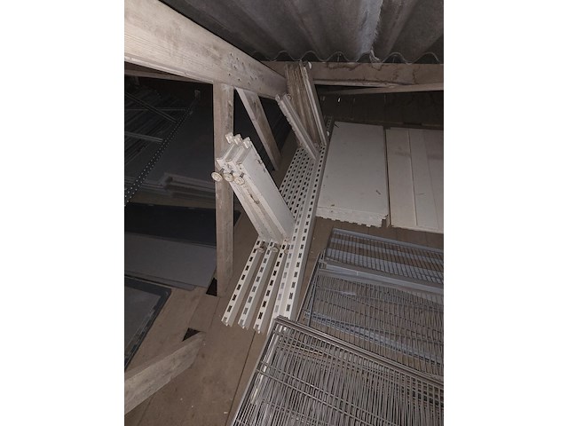 Partij stellingen - afbeelding 13 van  21