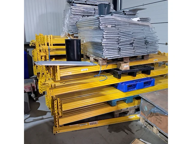 Partij stellingmateriaal, metalsistem, superbuild 110, (exacte aantallen in bijzonderheden) - afbeelding 1 van  9