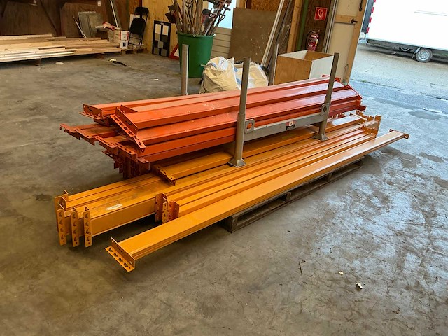 Partij stellingmateriaal - afbeelding 1 van  13