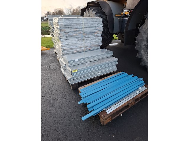 Partij stellingmateriaal - afbeelding 1 van  9