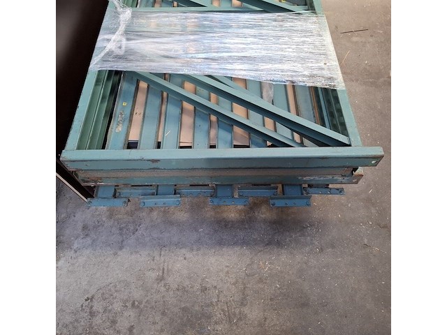 Partij stellingmateriaal - afbeelding 12 van  16