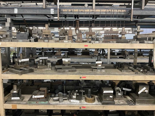 Partij stempels - afbeelding 11 van  20