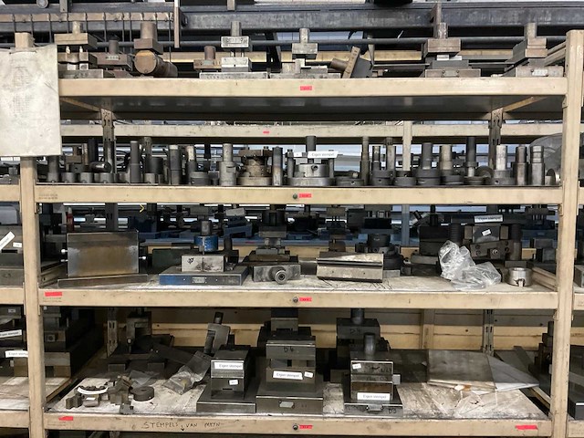 Partij stempels - afbeelding 14 van  20