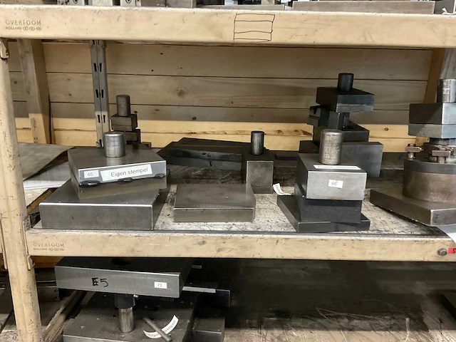 Partij stempels - afbeelding 19 van  20