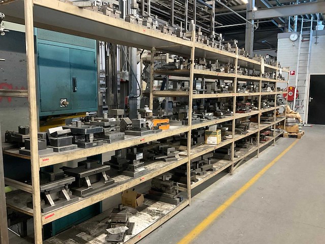 Partij stempels - afbeelding 1 van  20