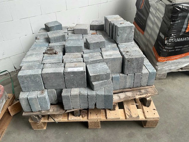 Partij stenen 15x15x6cm - afbeelding 4 van  4