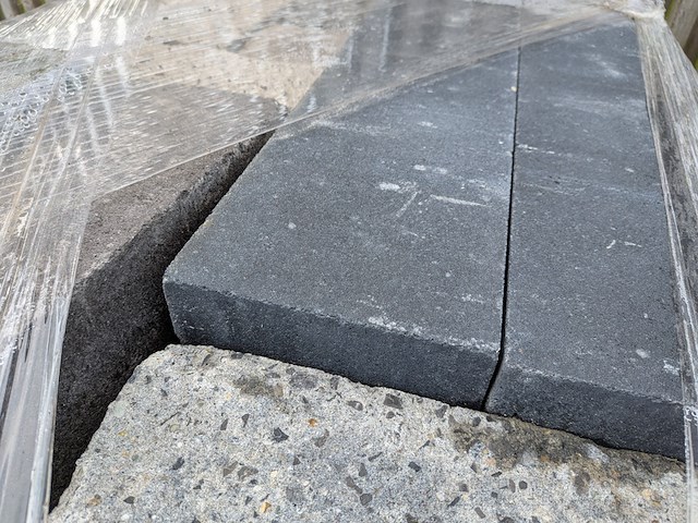 Partij stenen en tegels o.a. gardenlux - afbeelding 21 van  32
