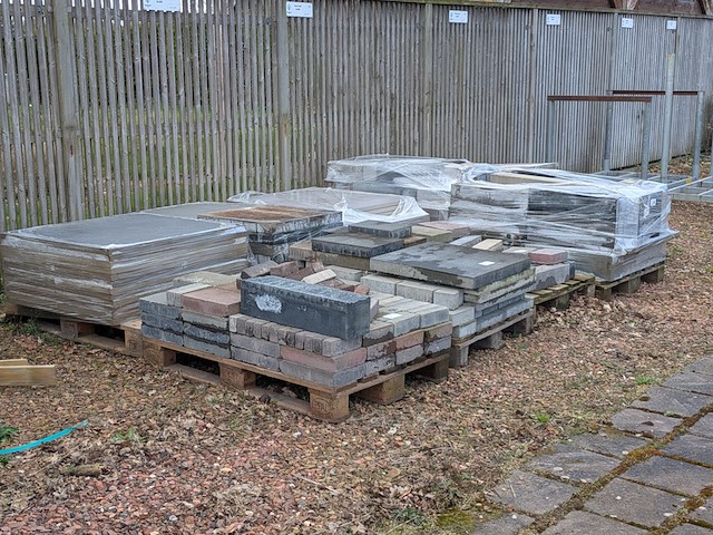 Partij stenen en tegels o.a. gardenlux - afbeelding 12 van  32