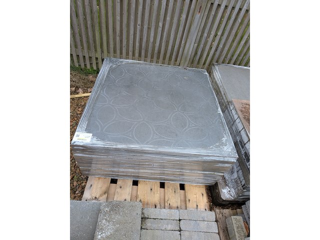 Partij stenen en tegels o.a. gardenlux - afbeelding 30 van  32