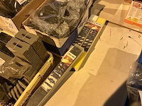 Partij steun en stel blokjes - afbeelding 7 van  7