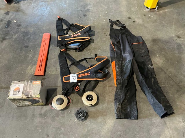 Partij stihl accessoires - afbeelding 1 van  3
