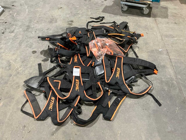 Partij stihl harnassen - afbeelding 1 van  4