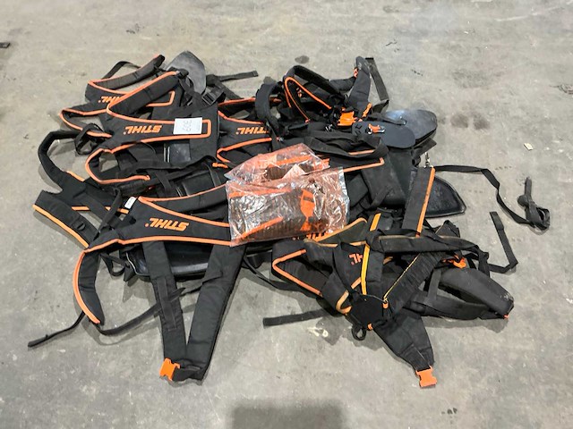 Partij stihl harnassen - afbeelding 4 van  4