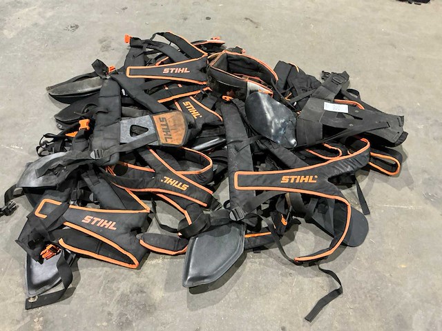 Partij stihl harnassen - afbeelding 2 van  4